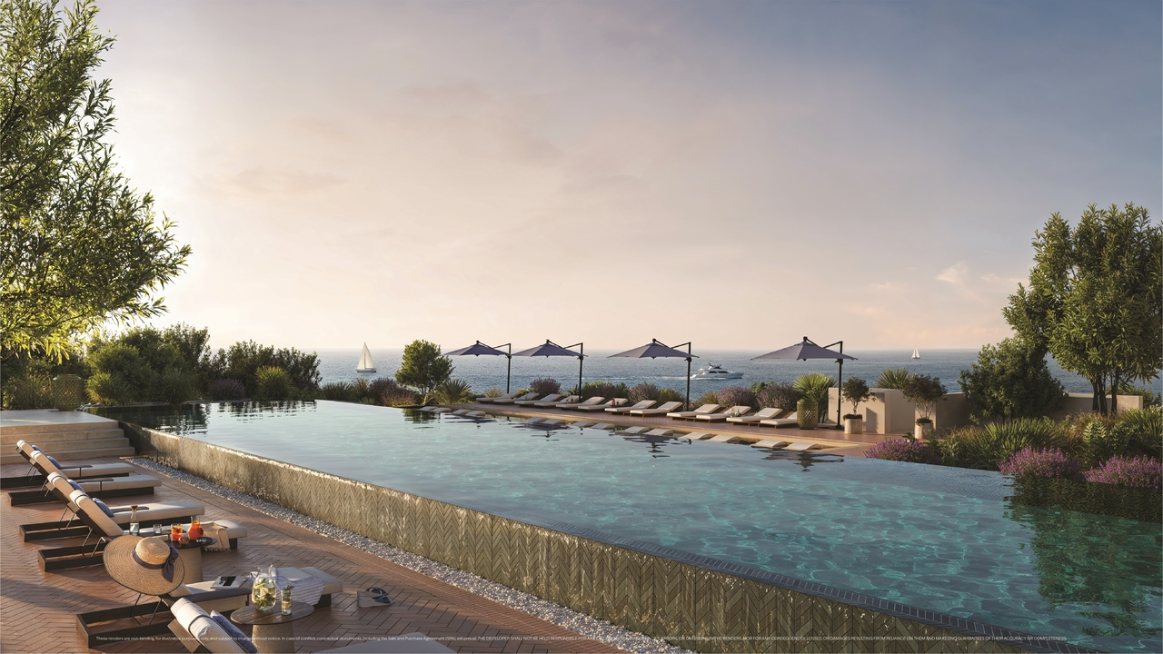 The Mural – Pool – Day_Easy-Resize.com